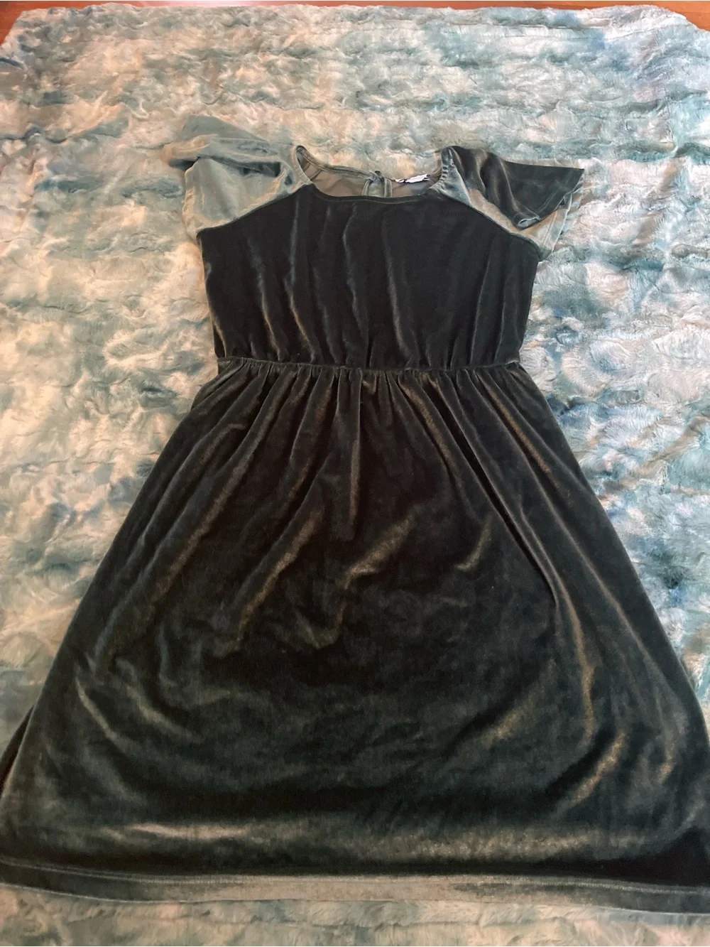 Old navy velvet dress